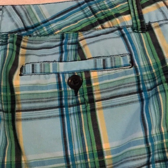 Maurices Plaid Shorts - 13/14 Jr - Picture 3 of 5